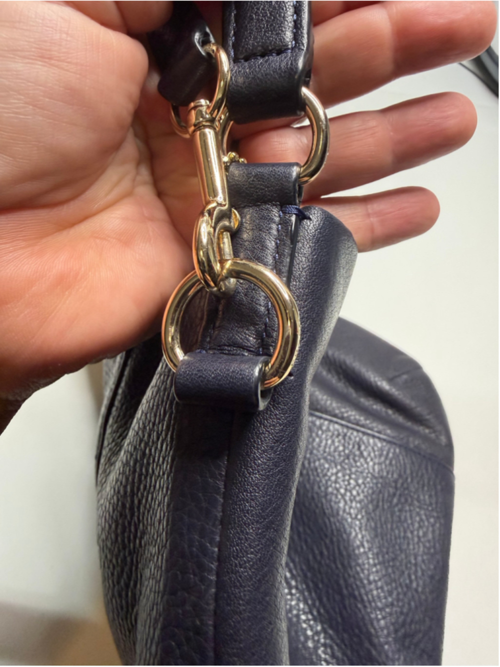 Gorgeous coach navy blue leather shoulder bag with removable Crossbody strap ￼ - Picture 9 of 11